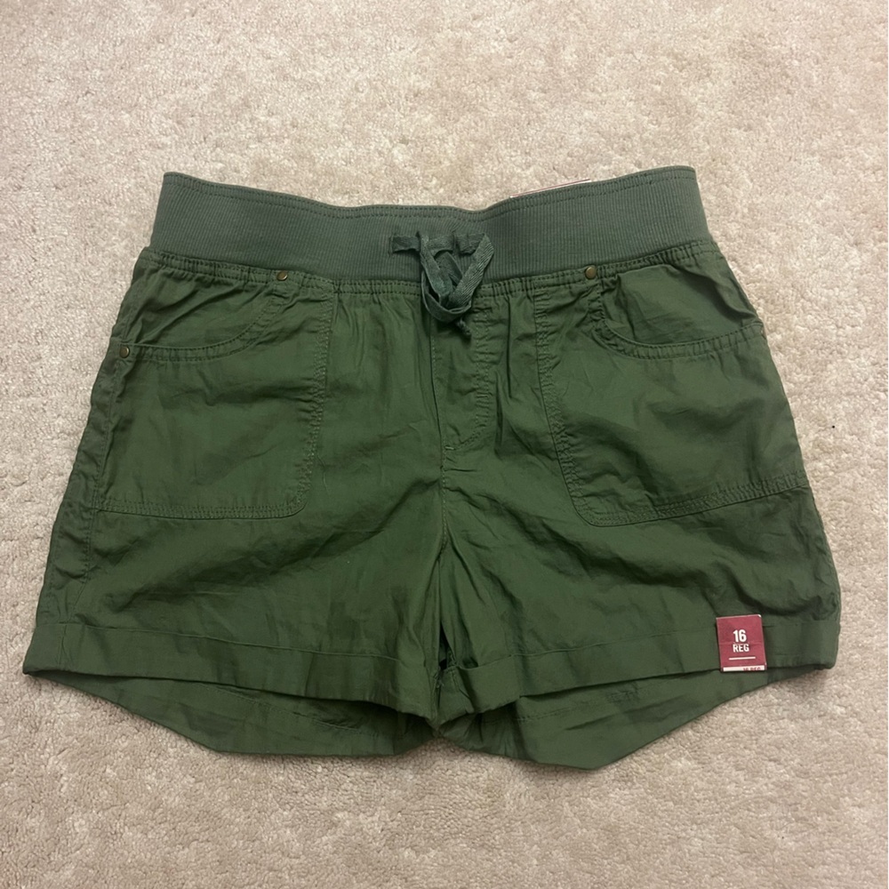 NWT Arizona Jean co. Green Shortie Shorts